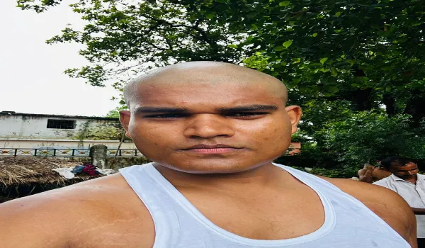 अंबेडकरनगर में तालाब में मिला 24 वर्षीय युवक का शव, परिजनों ने जताई हत्या की आशंका